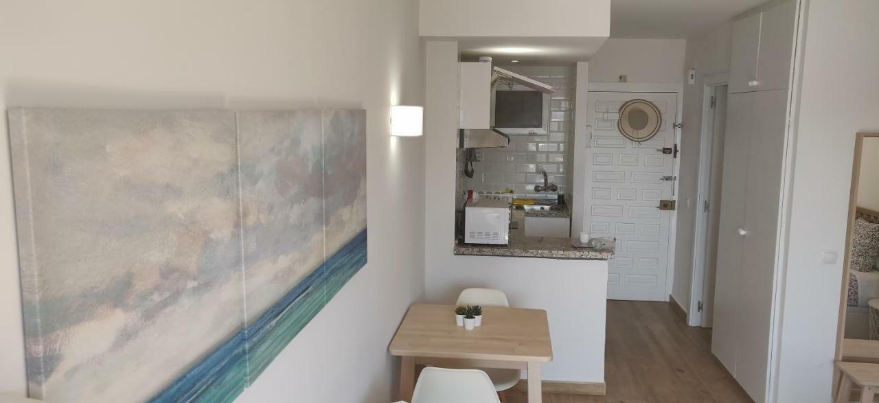 Sunny Suites Jupiter Apartments Benalmadena Luaran gambar